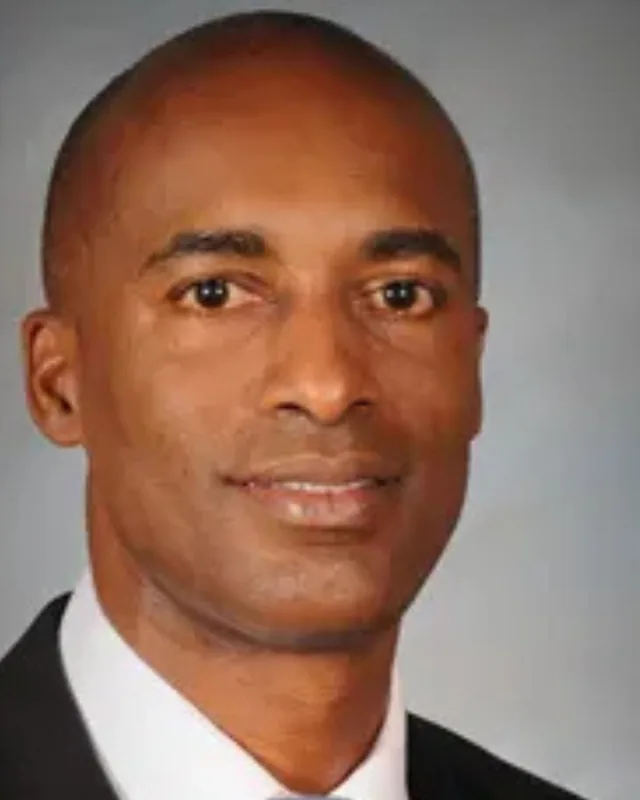 Steven Barker Francis, associate at Jiménez y Guzmán